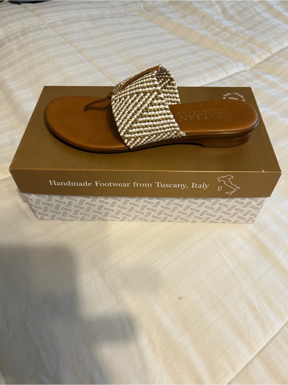 Italian Shoemakers Brown and White Braided Toe-Loop Sandals - Picture 3 of 11